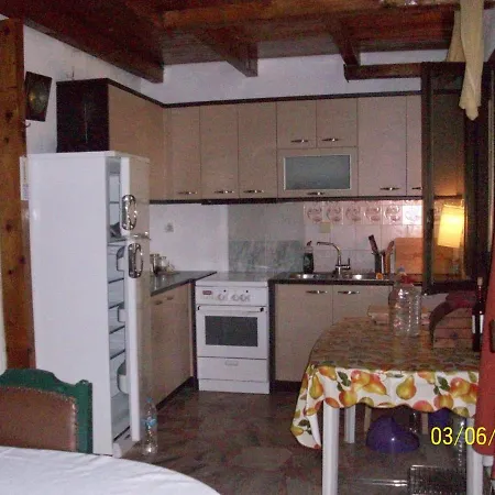 Summer Maisonette, 5'walk From The Sea * Charokopio